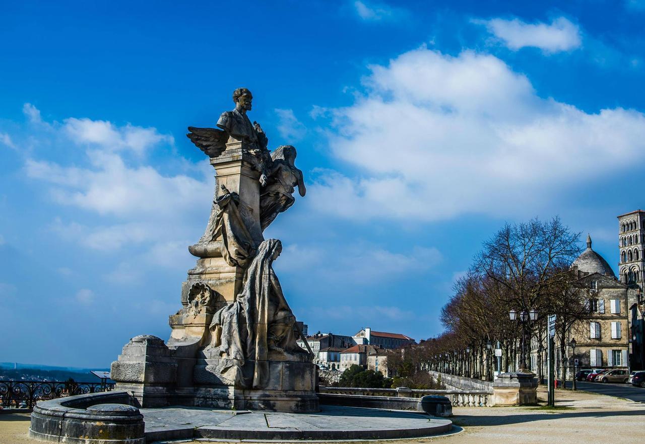Kyriad Angouleme Nord Champniers- Hotel & Residence Champniers  Luaran gambar